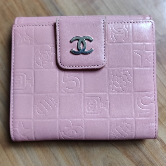 Chanel pink leather Bi-fold wallet - Picture 4 of 15